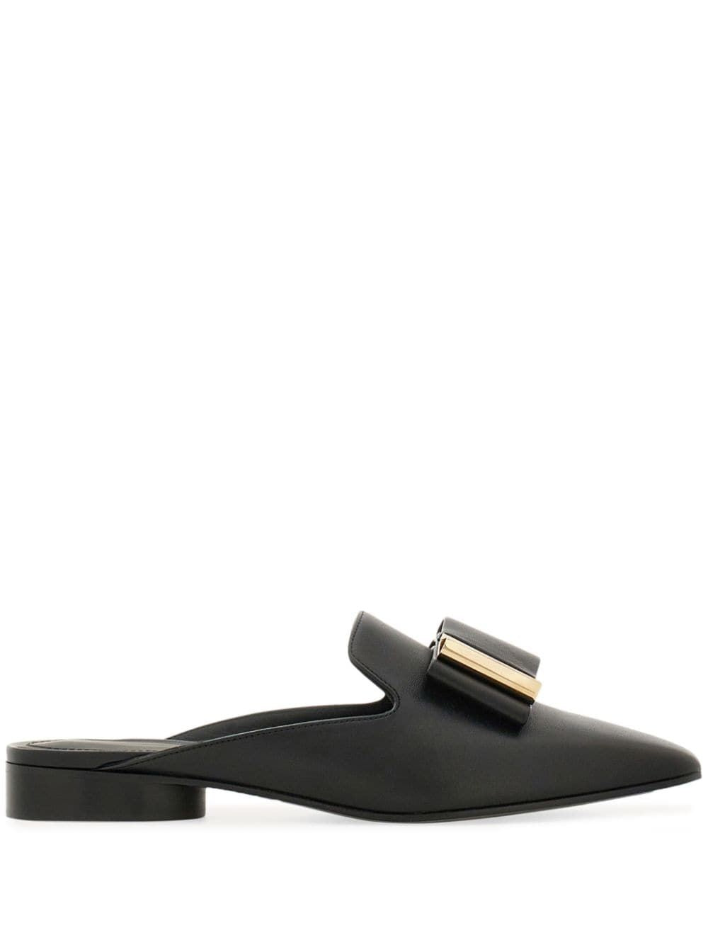 FERRAGAMO Elegant Black Leather Flat Sandals