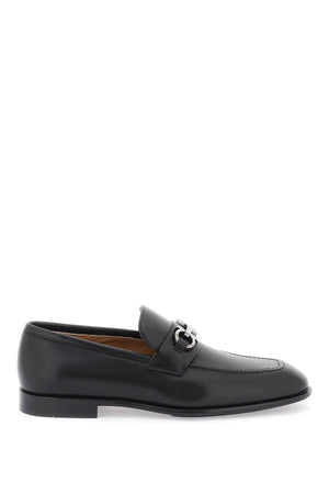 FERRAGAMO Elegant Black Leather Loafers