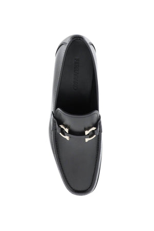 FERRAGAMO Men's Grained Leather Loafers with Gancini Hardware