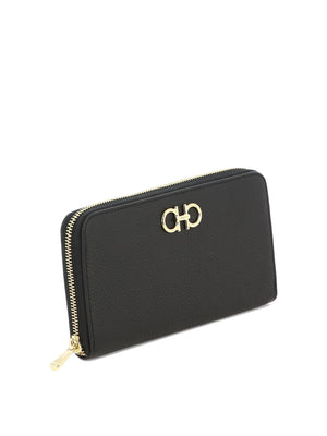 FERRAGAMO Elegant Continental Wallet with Gancini Hook Detail