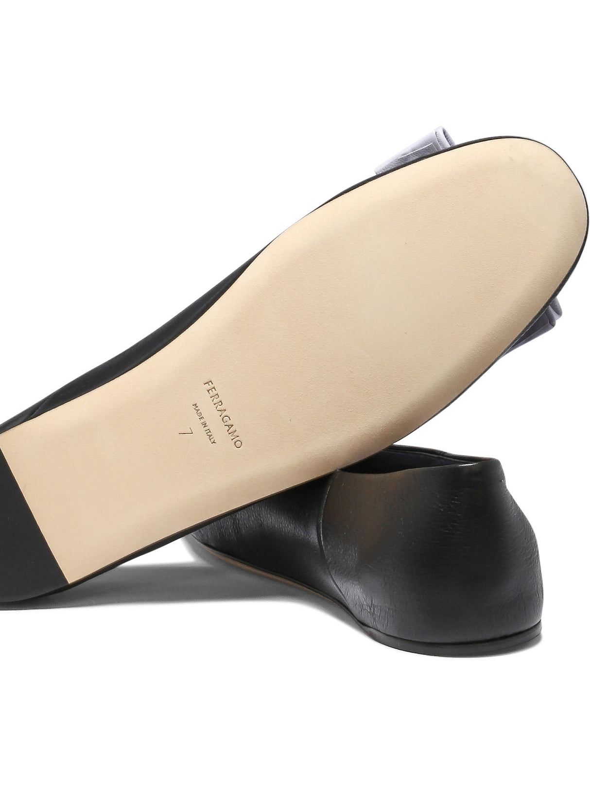 FERRAGAMO Sleek Black Leather Ballet Flats for Women - FW24 Collection