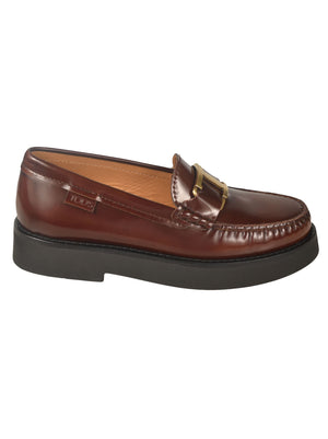 Tod's Elegant Flat Shoes for Women