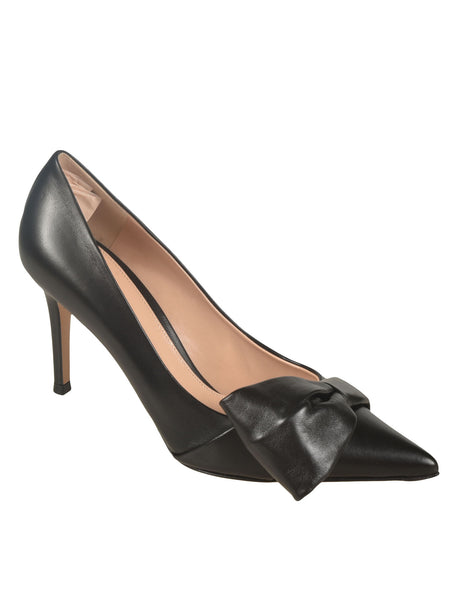 Gianvito Rossi Elegant Black Heeled Shoes for the Modern Woman