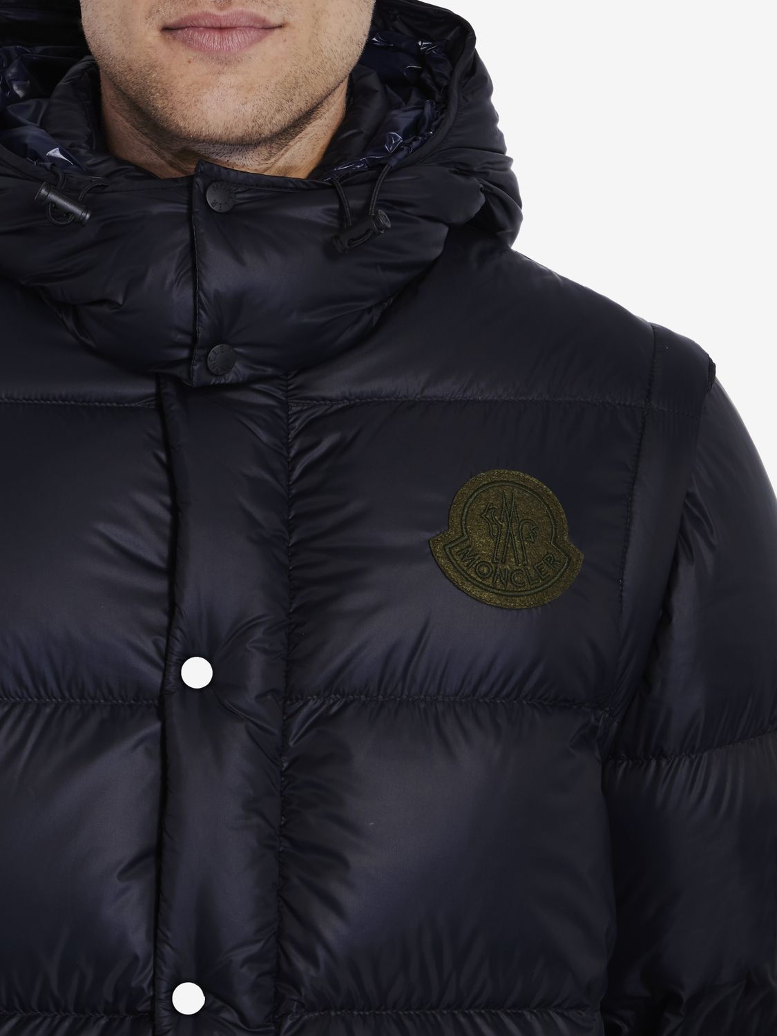 MONCLER Versatile 2-in-1 Down Jacket with Detachable Hood and Sleeves