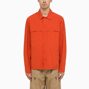 Áo khoác dài dây kéo màu đỏ cho nam giới – Bộ sưu tập SS24
