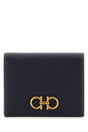 SALVATORE FERRAGAMO Elegant Mini Leather Wallet - Perfect for Every Occasion