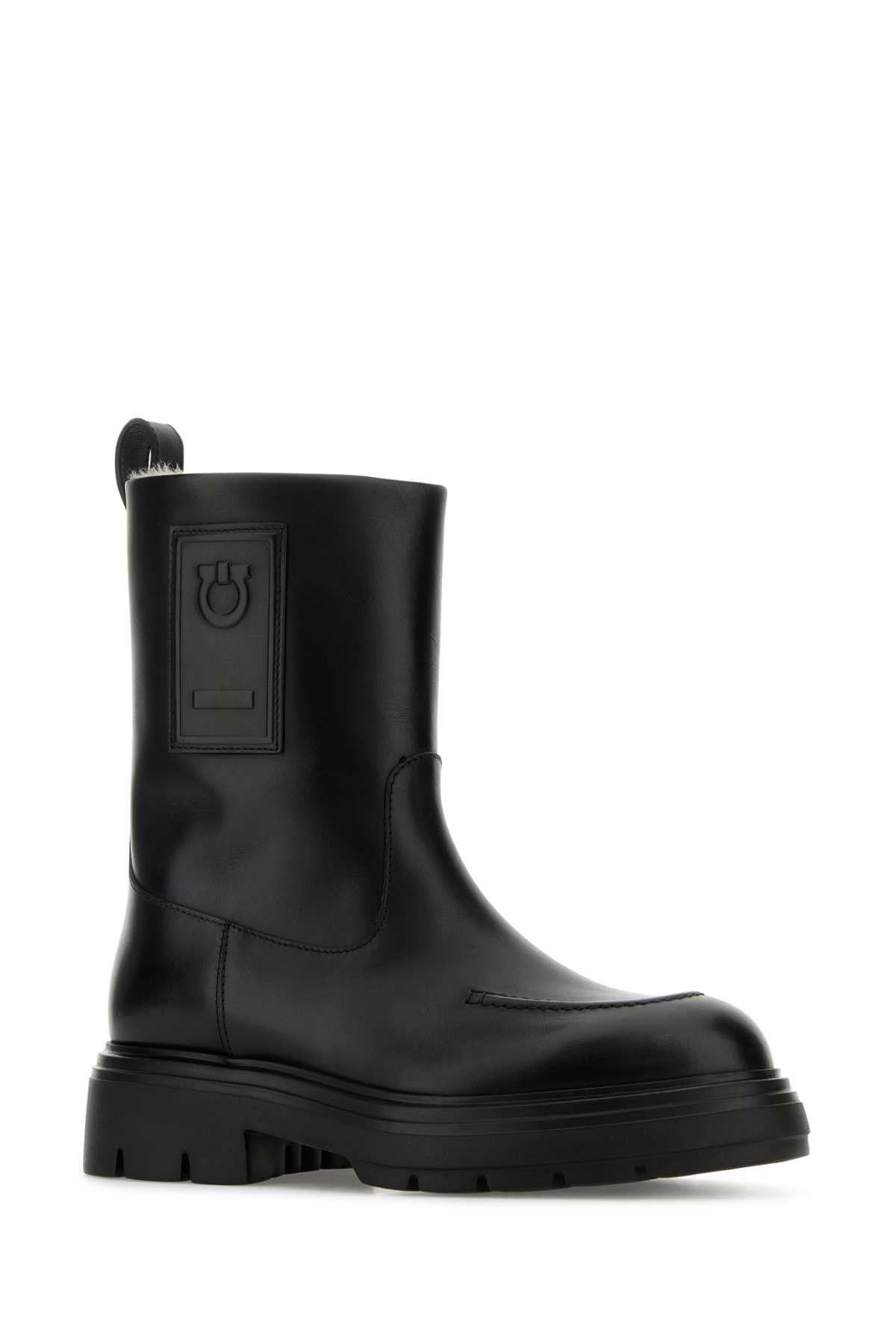 SALVATORE FERRAGAMO Chic Black Leather Ankle Boots