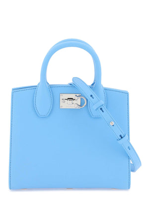 Túi xách mini da xanh nhạt với chất liệu cao cấp và họa tiết kích cỡ Gancini đặc trưng