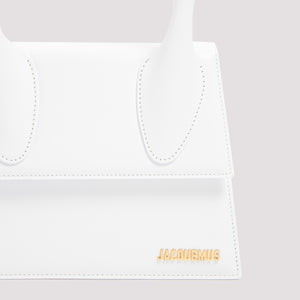 JACQUEMUS Fashion-forward Luxury: The Elegant Grande Chiquito Handbag