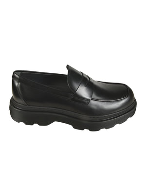 Tod's Stylish Flat Shoes for Men - Perfect for AI24 Season