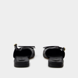 JACQUEMUS Chic Black Slingback Duelo Pumps