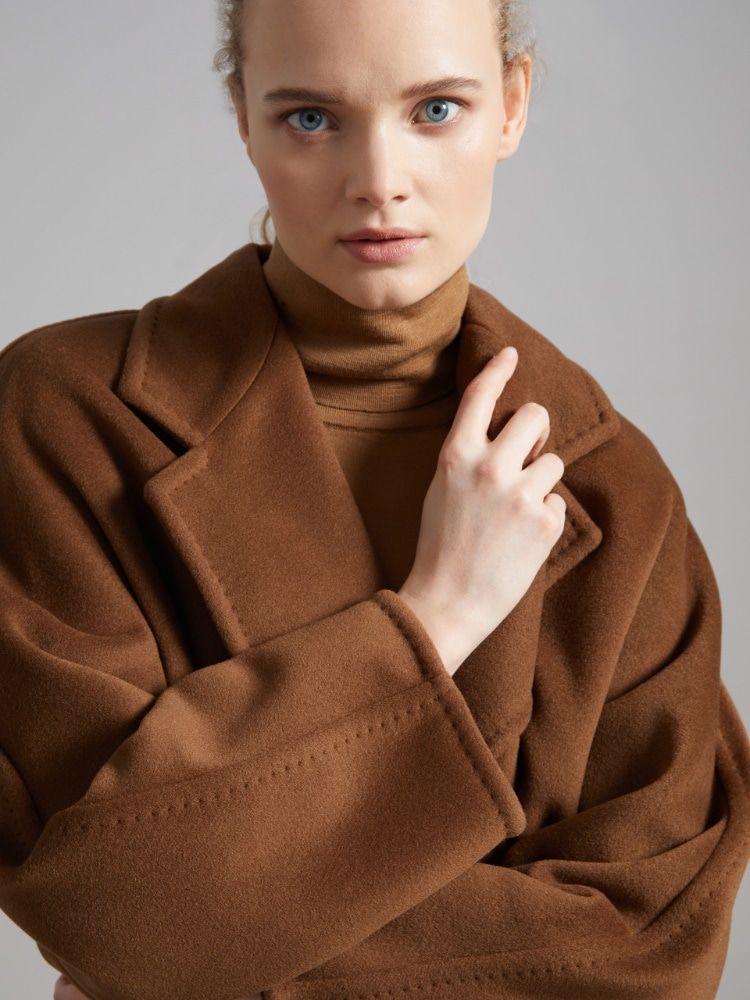 MAX MARA Elegant Oversized Wool-Cashmere Jacket with Kimono Sleeves