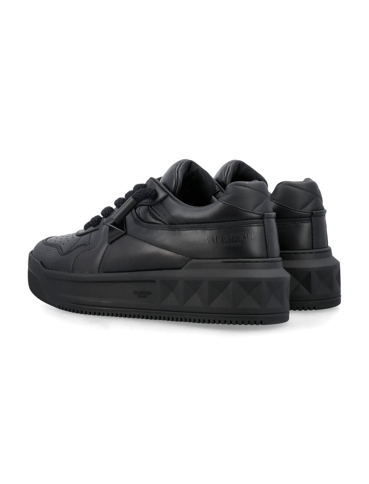 VALENTINO GARAVANI ONE STUD Low-Top Leather Sneakers