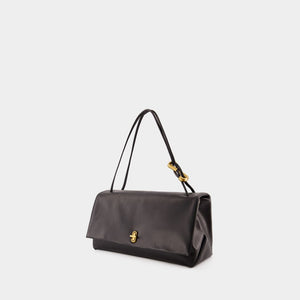 MARC JACOBS The Big Link Leather Shoulder Bag