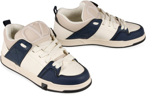 Giày Sneaker Phối Màu Sành Điệu - Chi Tiết Logo Cao Su và Đinh Tán Đặc Trưng