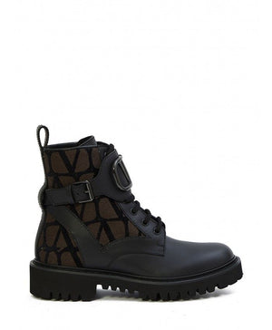 VALENTINO GARAVANI Black Vlogo Signature Combat Boots for Women