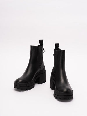 MONCLER Luxurious Ankle Boots for the Fashion-Forward Woman