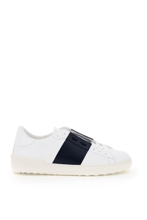 VALENTINO GARAVANI MEN'S SMOOTH LEATHER OPEN SNEAKERS WITH CONTRASTING BAND AND GOLD-TONE LOGO PRINT