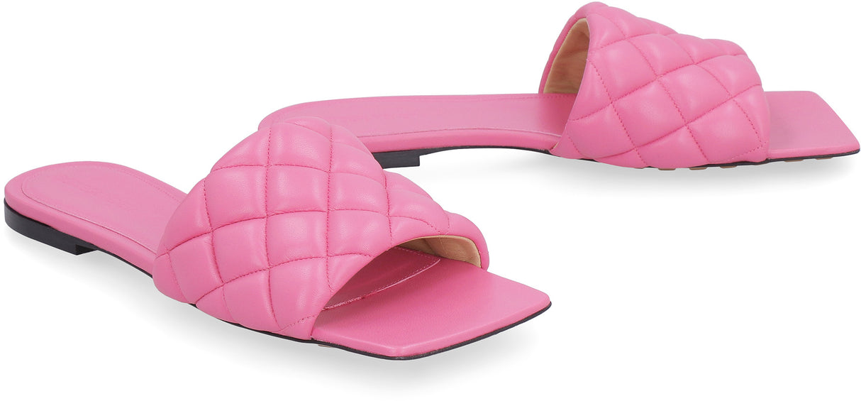 BOTTEGA VENETA Luxurious Padded Sandals in Fuchsia for Women - FW22 Collection