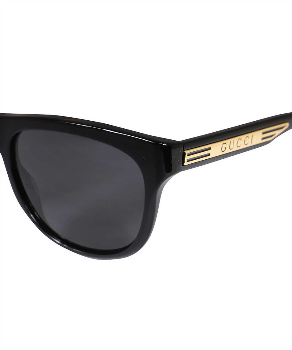 GUCCI Squared Sunglasses with Contrasting Color Logo for Men