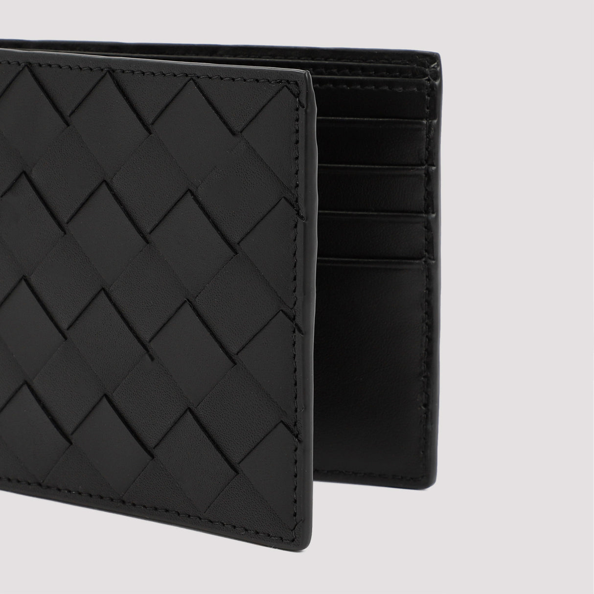 BOTTEGA VENETA Intrecciato Pattern Bi-Fold Leather Wallet for Men