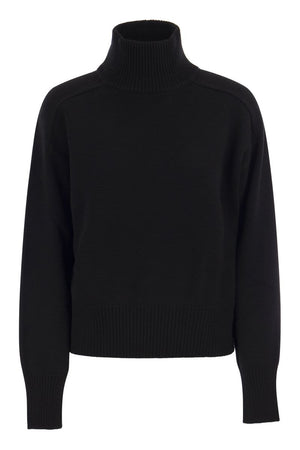 CANADA GOOSE Soft and Chic: The Merino Wool Turtleneck Jumper for Women