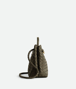 BOTTEGA VENETA Andiamo Medium Luxe Lamb Leather Handbag 32.5x24x12 cm