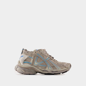 BALENCIAGA Innovative Runner Sneaker - Unisex