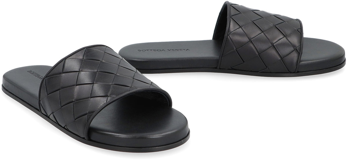 BOTTEGA VENETA Men's Black Lamb Leather Intrecciato Sunday Sandals for SS24