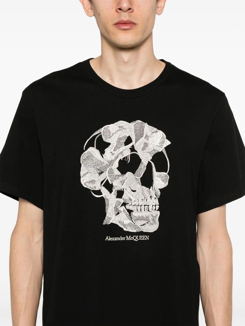 ALEXANDER MCQUEEN Black Embroidered Skull T-Shirt for Men