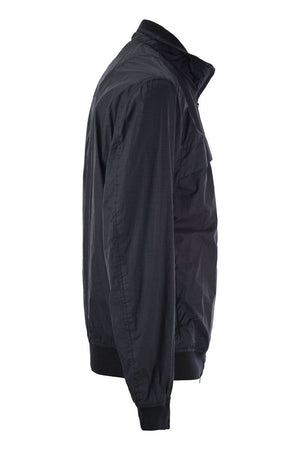 Áo khoác Nylon nhẹ màu Xanh Đậm nam giới với lớp phủ chống thấm
