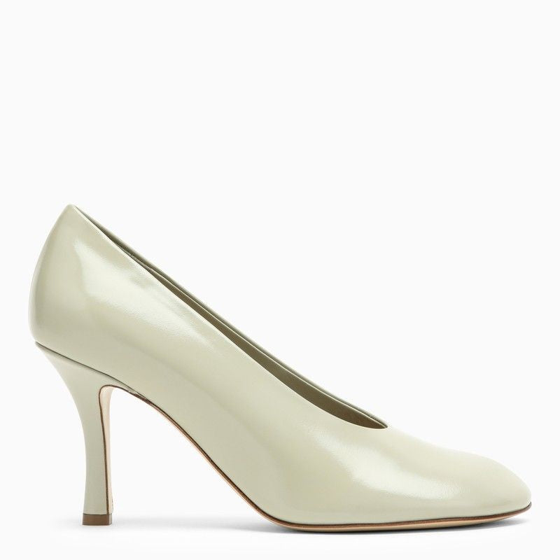 BURBERRY Beige Shiny Lambskin Pumps with Quilted Insole