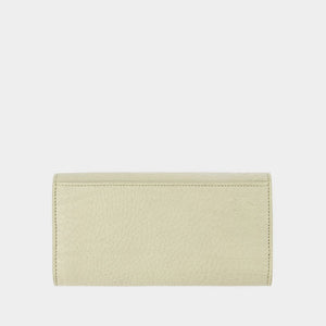 BURBERRY Elegant Tan Calf Grain Leather Long Wallet for Women