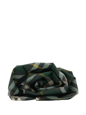 BURBERRY Ruched Rose Clutch in Green for Women (SS24)