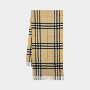 BURBERRY Luxury Checkered Cashmere Scarf