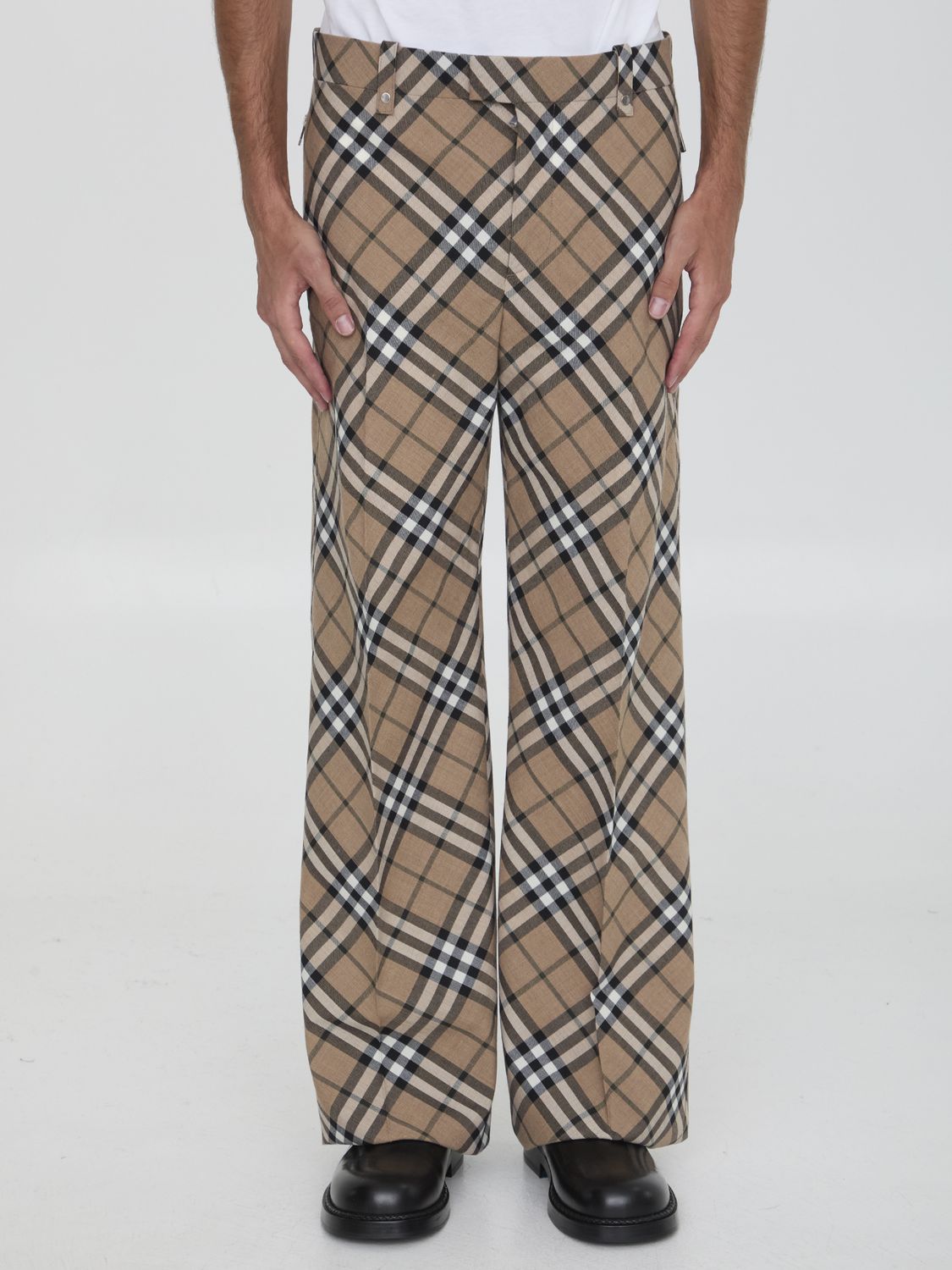 BURBERRY Tailored Wool Blend Trousers with Nova Check Pattern