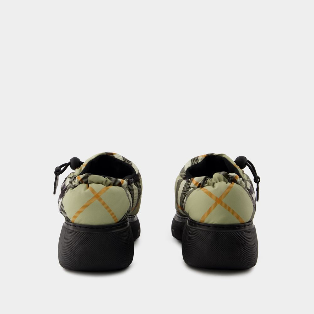 BURBERRY Pillow Low Flat Sandals