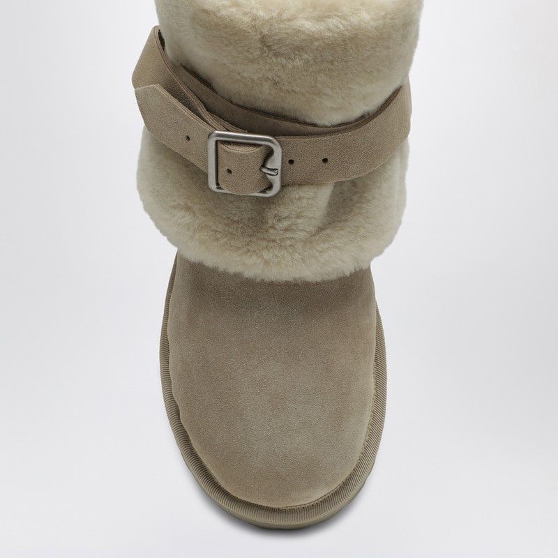 BURBERRY Chic Beige Snow Boots with Shearling and Suede