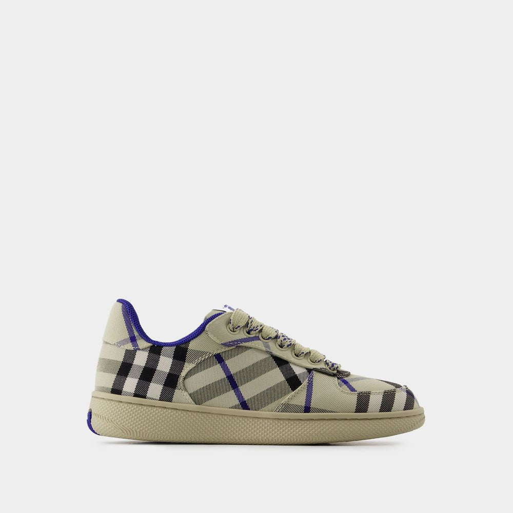 BURBERRY Terrace Women's Sneaker - Effortless Style for Fall 2024