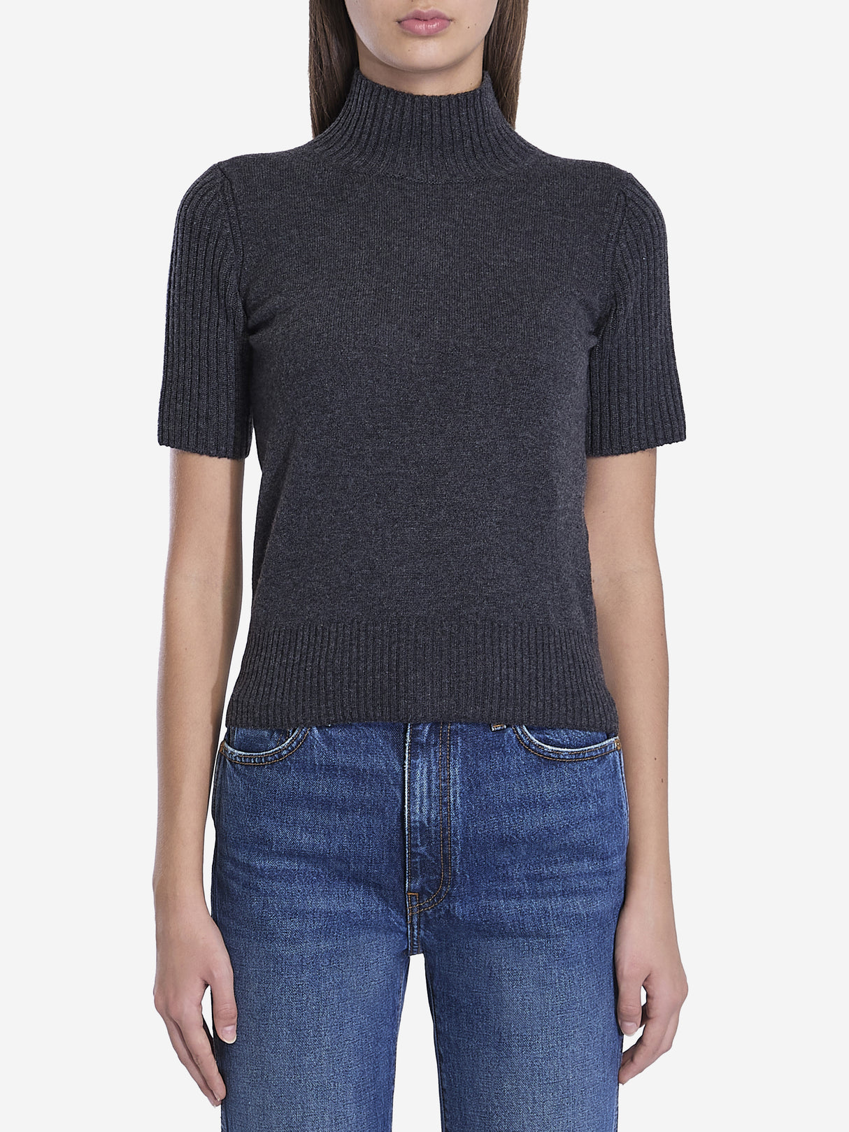 KHAITE Mock-Neck Short-Sleeved Cashmere Sweater