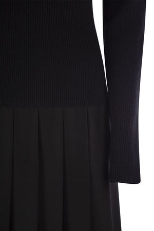 FABIANA FILIPPI Elegant Turtleneck Dress with Pleated Flannel Skirt