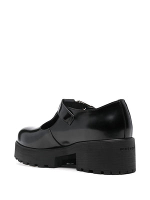 GIVENCHY Chic Leather Baby Pumps with Cut-Out Detailing