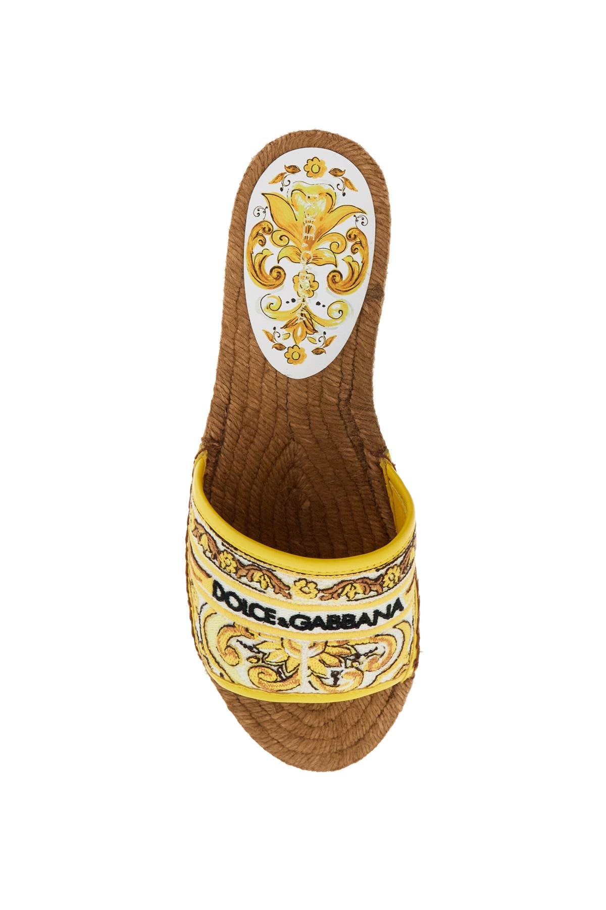 Giày Espadrilles