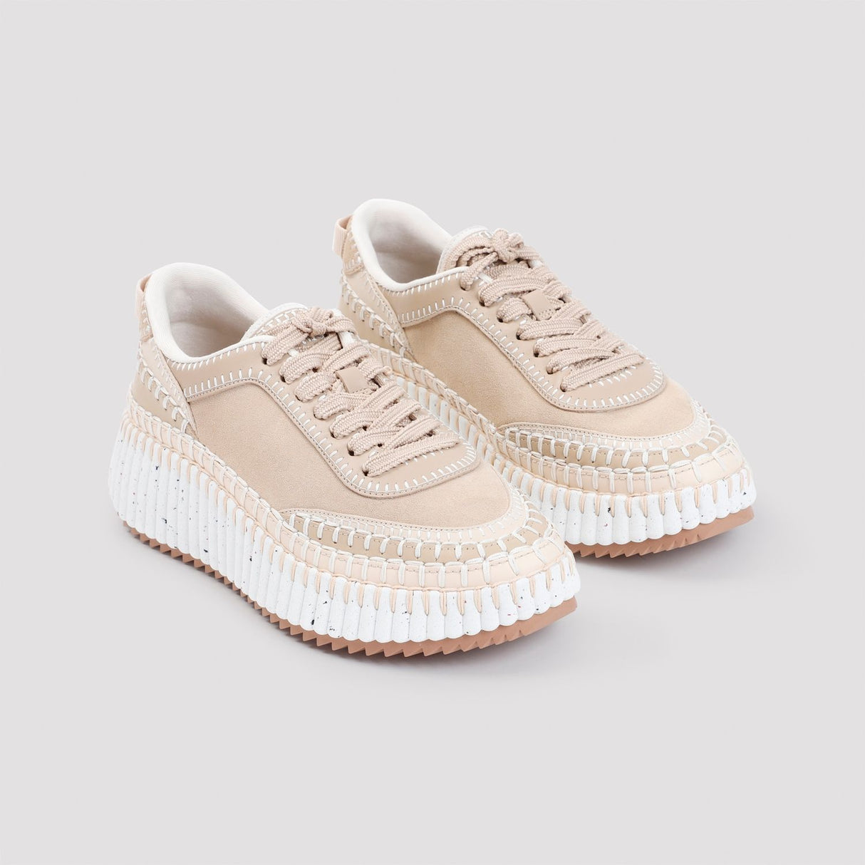 CHLOÉ Elegant Nude Leather Sneaker