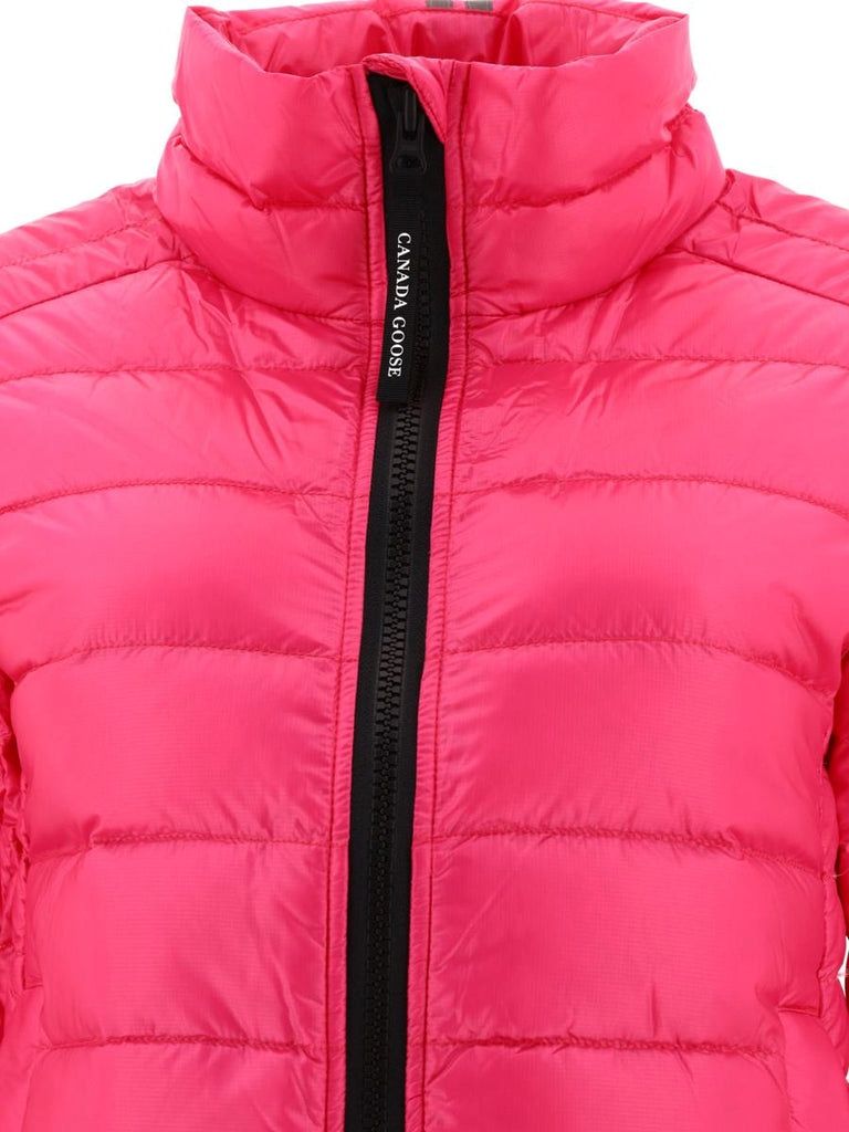 Áo khoác lông vũ màu hồng cánh sen dành cho phụ nữ vào mùa Xuân/Hè 2024