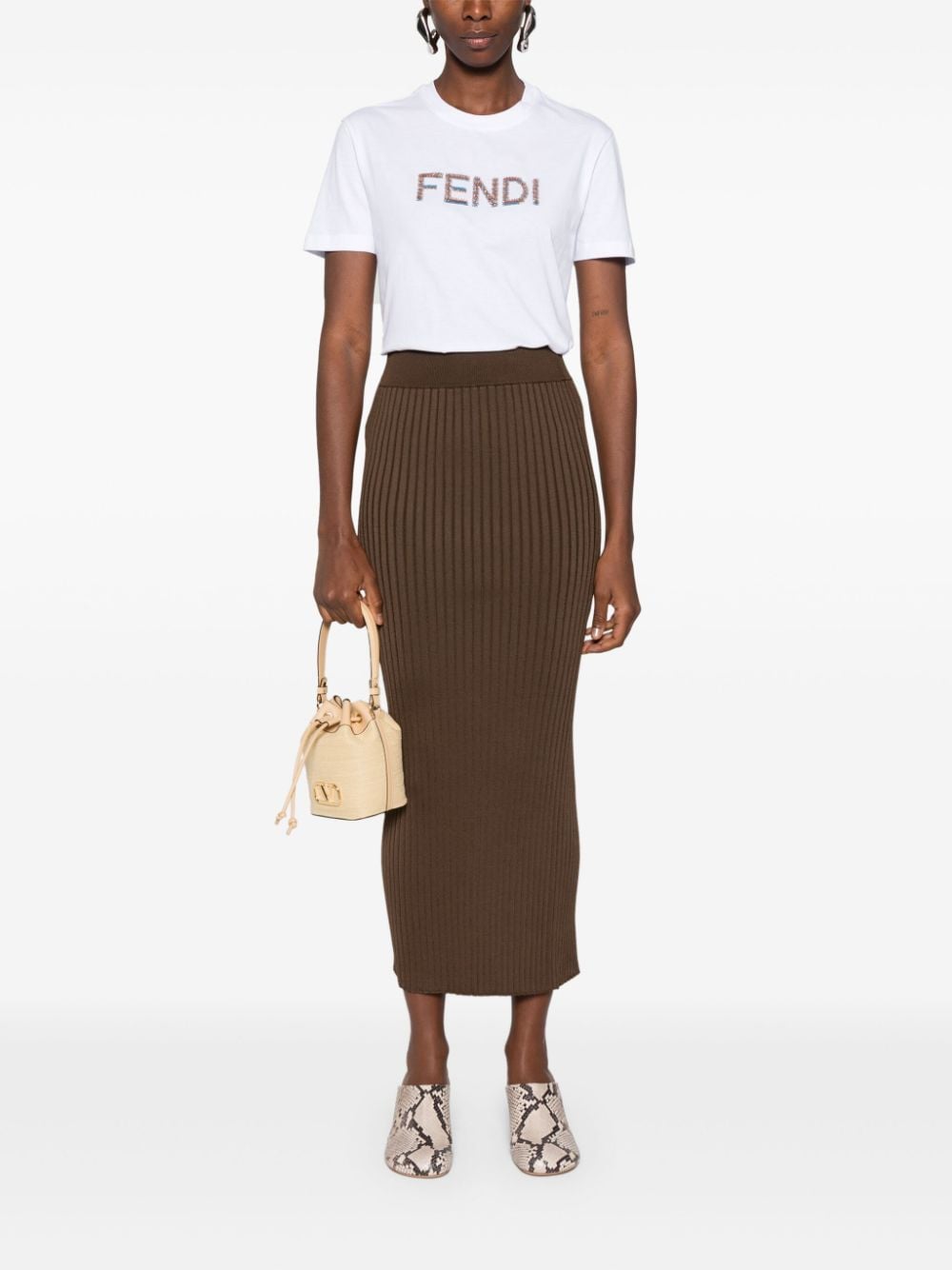 FENDI Elegant Embroidered Logo Cotton Tee