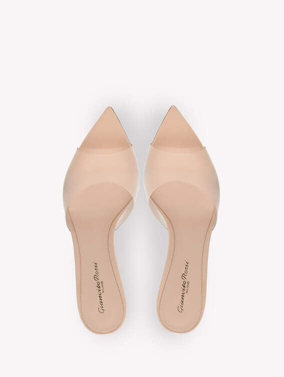 GIANVITO ROSSI Elegant Nude Sandal for Women – Perfect for Summer!