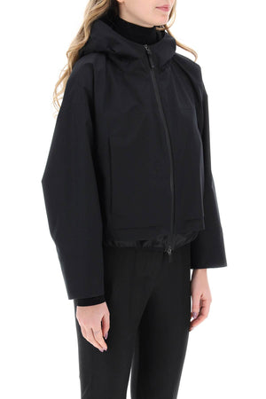 Áo khoác cổ điển Herno màu đen dành cho phụ nữ với vải Gore-Tex Infenium cho mùa xuân/hè 2024