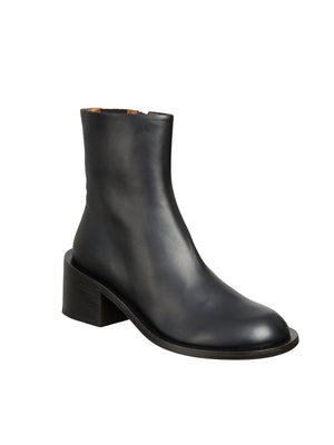 MARSELL Sleek and Stylish Black Leather Boots for Women