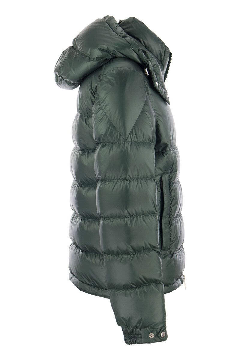 MONCLER Men's 23FW Bubble Jacket in Color 867